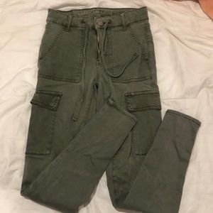 Green cargo skinny jeans